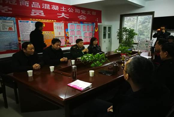 銅官區(qū)區(qū)委常委、人武部到商品混凝土公司開展專項督導(dǎo)工作